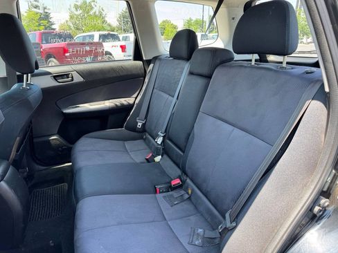 Used 2010 Subaru Forester 2.5X w/ Popular Equipment Group 1B AWD/4WD image 12