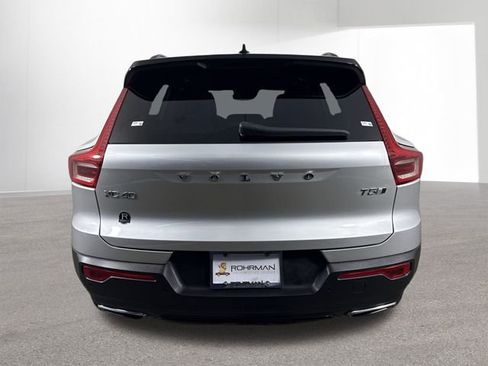 Used 2019 Volvo XC40 T5 R-Design image 32