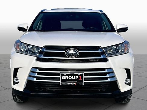 Used 2019 Toyota Highlander Limited image 4