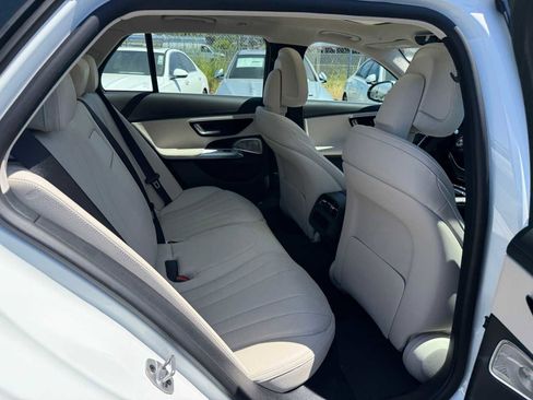 New 2025 Mercedes-Benz E 450 4MATIC All-Terrain Wagon image 12