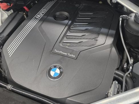 Used 2019 BMW X5 xDrive40i w/ Premium Package 2 AWD/4WD image 6