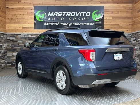 Used 2021 Ford Explorer XLT w/ Equipment Group 202A AWD/4WD image 15