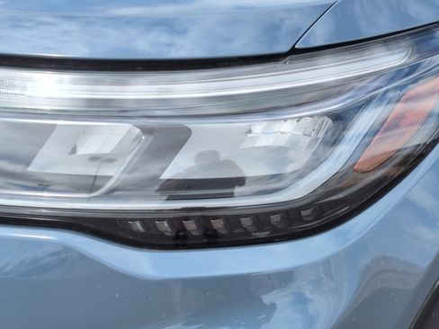 Used 2025 Ford Explorer ST RWD image 9