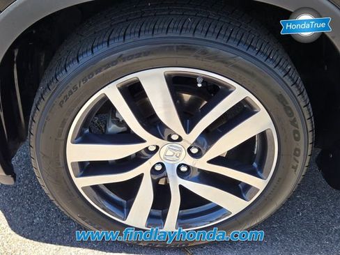 Certified 2018 Honda Pilot Touring image 12
