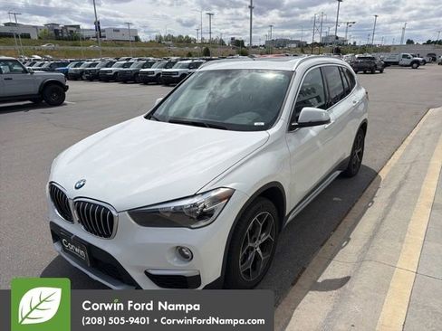 Used 2019 BMW X1 xDrive28i w/ Convenience Package AWD/4WD image 3
