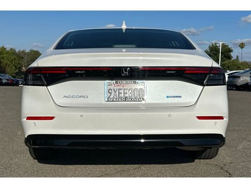 Certified 2025 Honda Accord EX-L image 4