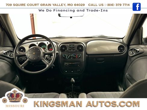 Used 2005 Chrysler PT Cruiser Touring FWD image 15