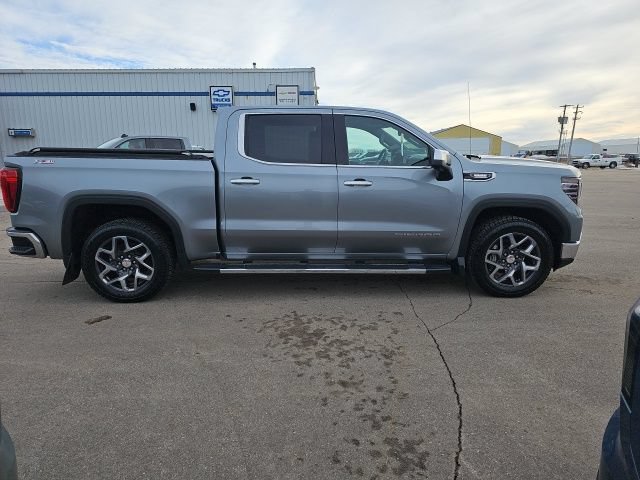 Used 2023 GMC Sierra 1500 SLT w/ SLT Premium Package AWD/4WD image 6