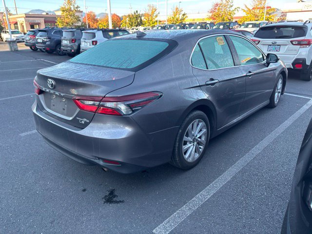 Used 2022 Toyota Camry LE FWD image 2