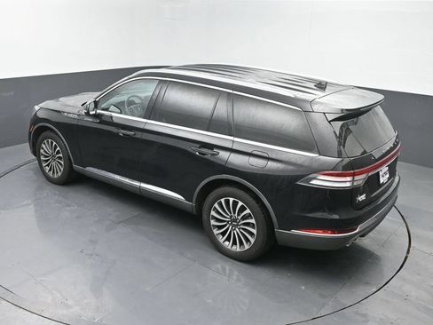 Used 2020 Lincoln Aviator Reserve AWD/4WD image 32