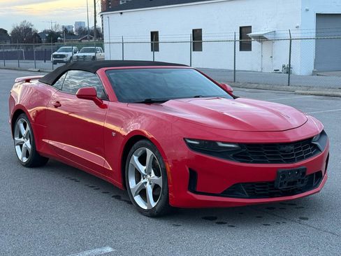 Used 2020 Chevrolet Camaro LT RWD image 12