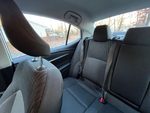 Used 2025 Toyota Camry LE image 35