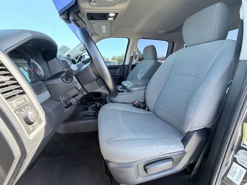 Used 2014 RAM 2500 Tradesman w/ Chrome Appearance Group image 20