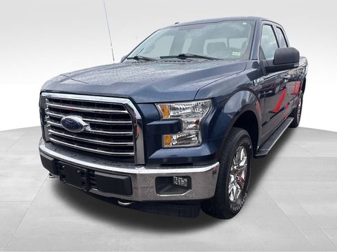 Used 2017 Ford F150 XLT w/ Equipment Group 302A Luxury image 2