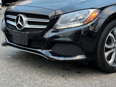 Used 2018 Mercedes-Benz C 300 4MATIC Sedan image 3