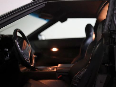 Used 1995 Chevrolet Corvette Coupe image 27