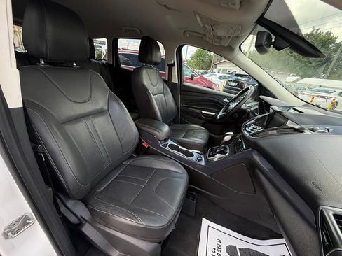Used 2013 Ford Escape Titanium FWD image 10