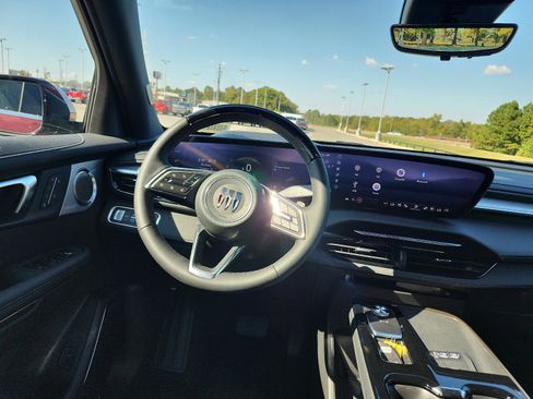 New 2026 Buick Enclave Avenir w/ Super Cruise Package image 12