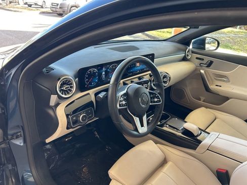 Used 2021 Mercedes-Benz A 220 image 6