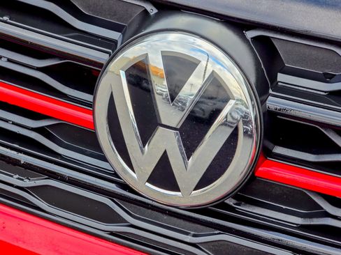 Used 2019 Volkswagen Jetta GLI Autobahn FWD image 3