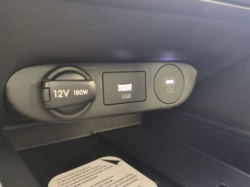 New 2026 Hyundai Elantra Limited image 26