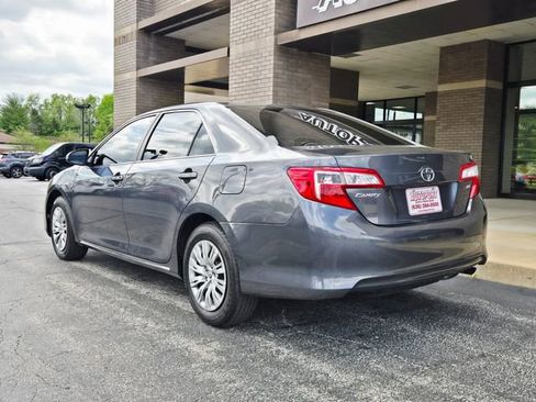 Used 2012 Toyota Camry LE image 8