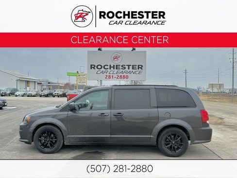 Used 2019 Dodge Grand Caravan GT image 1