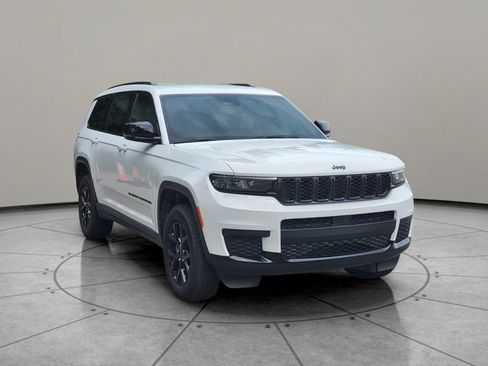 Certified 2024 Jeep Grand Cherokee L Laredo AWD/4WD image 14