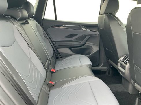 New 2026 Volkswagen Tiguan SE R-Line AWD/4WD image 19