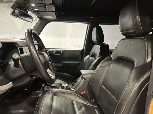 Used 2021 Ford Bronco Badlands image 14