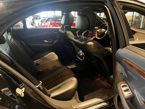 Used 2016 Mercedes-Benz S 550 4MATIC Sedan image 28