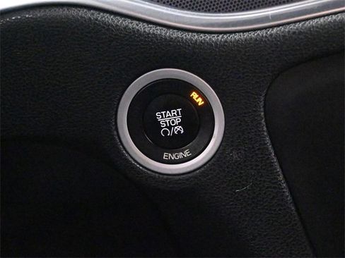 Used 2016 Dodge Charger R/T image 34