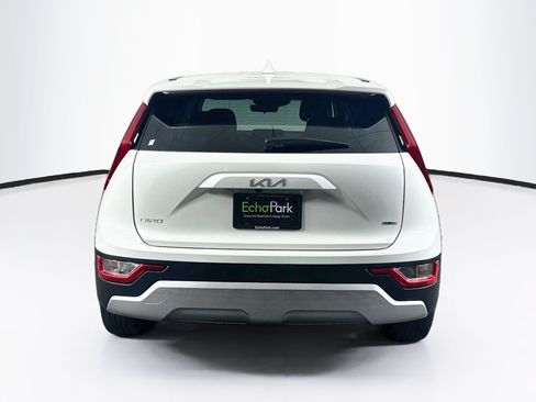 Used 2026 Kia Niro LX FWD image 7