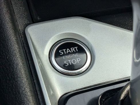 Used 2025 Nissan Altima 2.5 SV FWD image 27