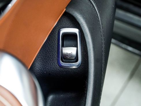 Used 2017 Mercedes-Benz S 550 Cabriolet image 35