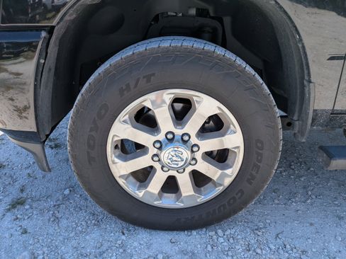 Used 2021 RAM 2500 Big Horn w/ Level 1 Equipment Group AWD/4WD image 11