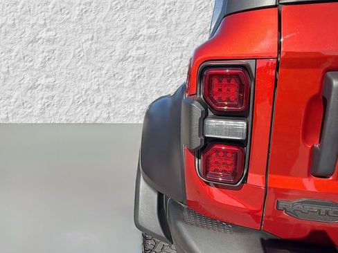 Used 2022 Ford Bronco Raptor image 10