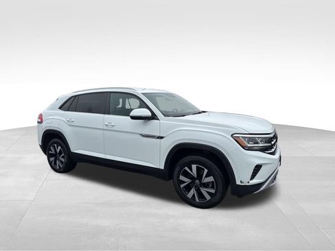 Used 2023 Volkswagen Atlas Cross Sport SE image 8