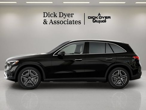 Used 2026 Mercedes-Benz GLC 300 image 30