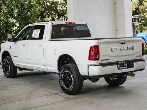 Used 2026 RAM 2500 Laramie AWD/4WD image 4