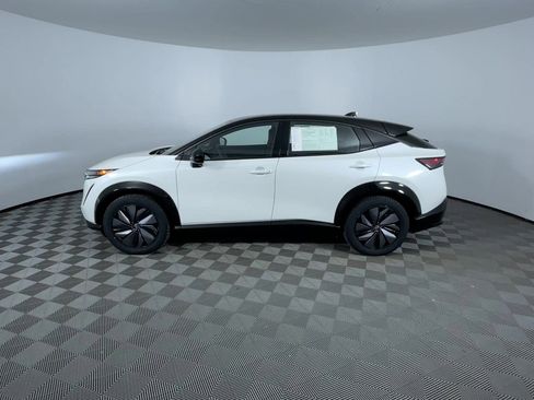 Certified 2023 Nissan Ariya AWD image 5