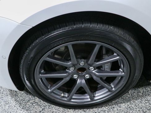 Used 2020 Tesla Model 3 Standard Range Plus RWD image 8