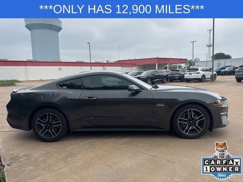 Used 2018 Ford Mustang GT RWD image 4