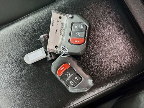 Used 2022 Jeep Wrangler Sport S image 35