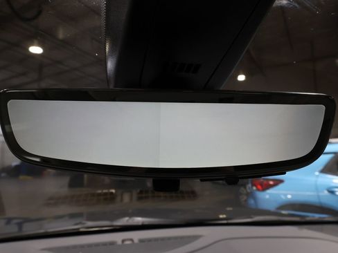 Certified 2022 GMC Acadia Denali w/ Denali Ultimate Package image 15