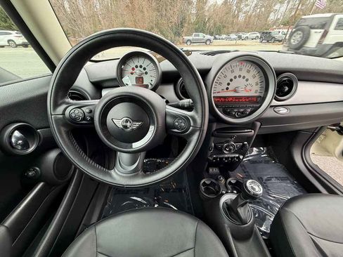 Used 2013 MINI Cooper Hardtop image 14