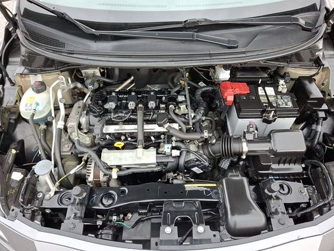 Used 2023 Nissan Versa SV w/ Trunk Package image 27