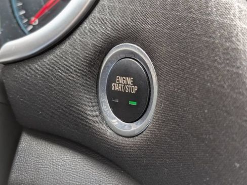 Used 2021 Chevrolet Malibu RS FWD image 25