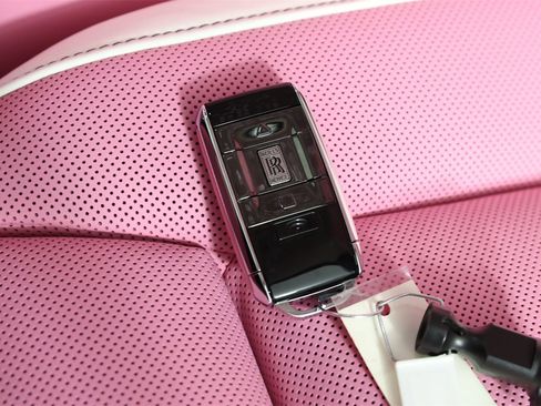 New 2025 Rolls-Royce Cullinan w/ Dynamic Package image 38