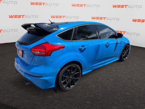 Used 2018 Ford Focus RS AWD/4WD image 5